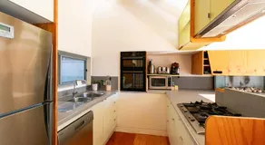 luxury Scandinavian townhouse - Image 5
