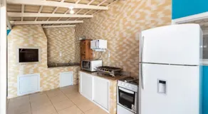 CASA COM PISCINA EM MORRINHOS - RUA HORTÊNCIA - Image 5