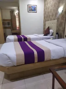 Hotel Samdariya Inn - Image 5