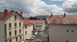 Charmant F2 avec vue, proche centre - Image 5