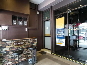 OYO 203 Church Street Inn - Image 5