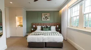 Camden Hotel Suites - Image 2