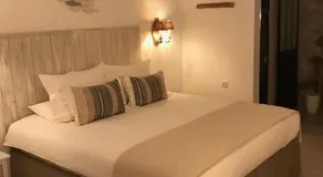 Finca Pura, Clothing Optional Guestrooms - Image 2