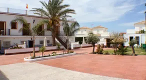 Apartamentos La Palmera - Image 3