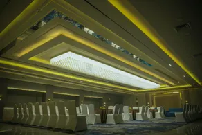 Golden Tree Hotel - Image 2