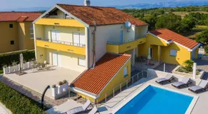 Villa Petra s bazenom, roštiljem i parkingom - Image 4