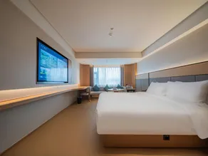 Ji Hotel Yibin West Station Square - Image 5