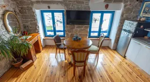 Old House - Image 3