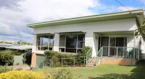 Osborne House - 4 Bedroom - Image 5
