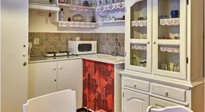 Ana Guesthouse - Image 4