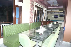 Hotel sheesh mahal - Image 3