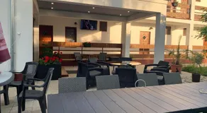 Puszta Hotel - Image 4