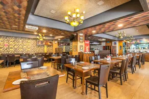 Indian Suites Near Sitara Restaurant - Image 3