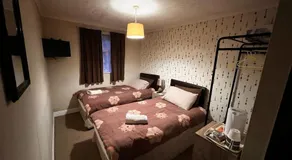 Lynton Hotel - Image 4