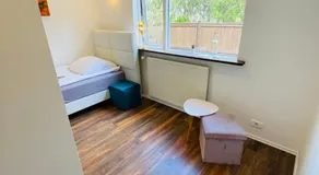Easy Stay - Image 5