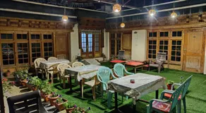 Youthok Guest House - Image 3