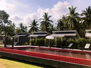 Peacock Village - Image 5