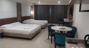 Hotel Shubham Prestige kandlakoya - Image 3