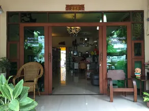 Khunmaiplace Room - Image 4