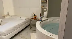 Suite Albatros - Luxury Room - Image 5