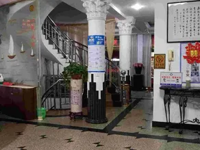 Jinxing Hotel - Image 3
