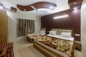 Hotel Kapoor - Image 5