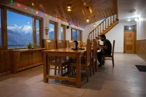 Dorm Beds in Trippeaze Manali - Image 2