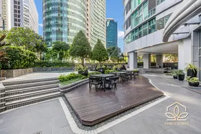 Vibrant Oasis with the best view + Fast WiFi - Image 5