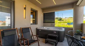 Eros Luxury Suites - Image 4