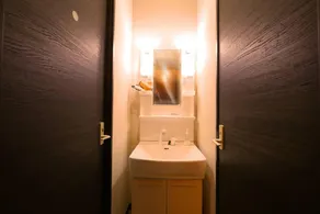 B27 Private apt. 5mins walk to Sta. w/ wifi. - Image 3