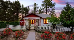 Romantic Escape+Close Walk To Town+Hot Tub+Pets OK - Image 3