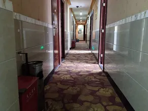 Changlong Hotel - Image 4