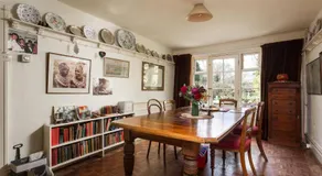 Crofton House - Image 2