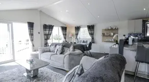 Manor Heights Lodge - Image 3