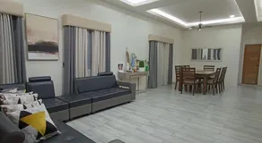 La Bella Lipa - Image 4