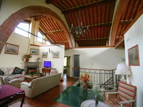 Charming Retreat in Armaiolo - Image 3
