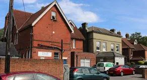 Acorn Lodge Guest House - Free parking - Image 4