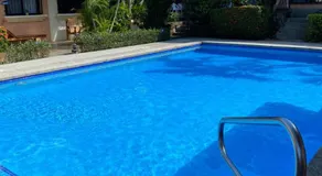 Spacious Loft with Pool and Great Outdoor Areas - Image 3