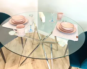 BESOTEL Mettmann- 20 Wohnungen 2 Standorte 35 Schlafzimmer 29 Badezimmer 52 Betten für 73 Gäste - Image 4