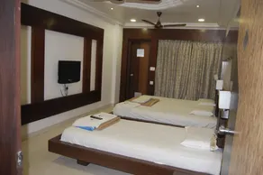 Hotel Narayan - Image 2
