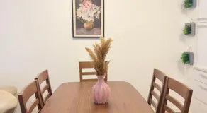 Bright & Cozy 2- Bedroom Apartment - Image 3