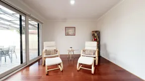 Near Airport and Easy to Melbourne CBD 5B - Image 5