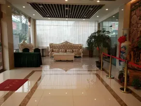 GreenTree Inn Xianning Tongcheng County Bus Station Business Hotel - Image 3