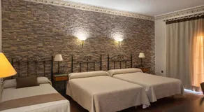 Hotel Trajano - Image 2