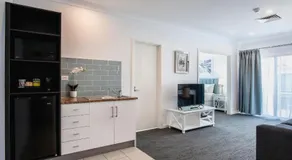 Marina Hotel - Image 3