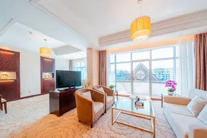 Huangshan Shuguang Yusong Hotel - Image 5