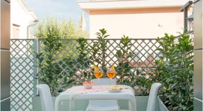 Tiffany Home - Image 3