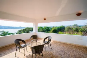 Lake View Villa - Image 3