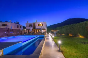 Lindos Topaz - villa med pool, air-con, Wi-Fi & ping-pong i fantastisk beliggenhed! - Image 4