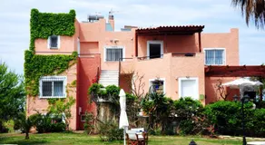 Villa Fleria Seaside Studios & Apts - Image 3